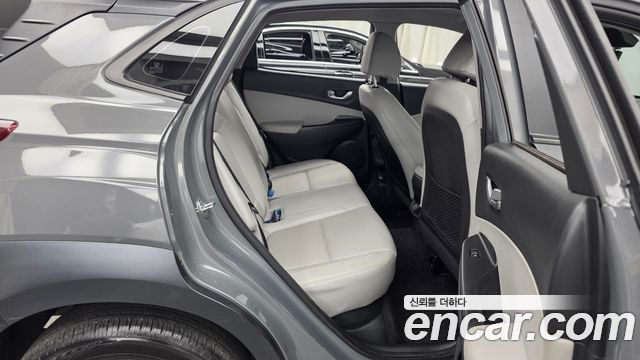 Hyundai Kona 2021 — photo 12