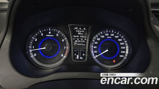 Hyundai Grandeur 2017 — photo 11