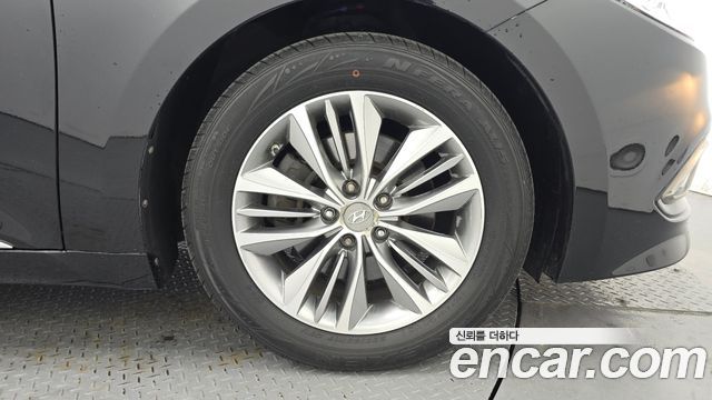 Hyundai Grandeur 2017 — photo 7