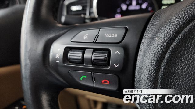 Kia Canival 2018 — photo 24