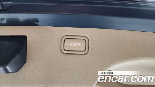 Kia Canival 2018 — photo 26