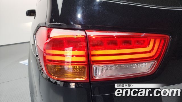 Kia Canival 2018 — photo 9