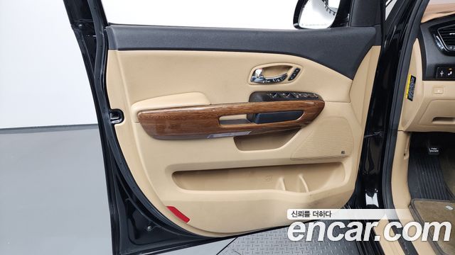 Kia Canival 2018 — photo 14