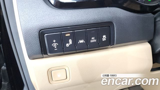 Kia Canival 2018 — photo 30