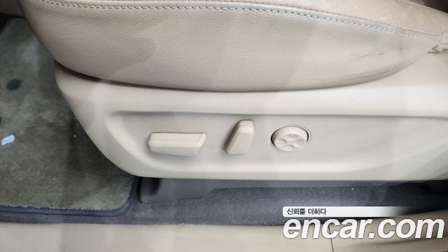 Kia Canival 2018 — photo 31