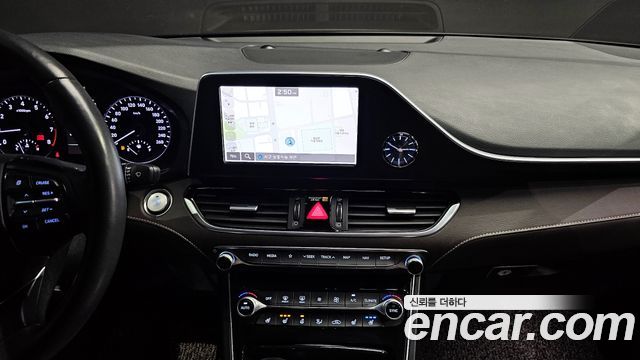 Hyundai Grandeur 2018 — photo 13