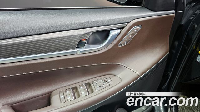 Hyundai Grandeur 2018 — photo 20