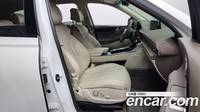 Genesis GV80 2022 — photo 11