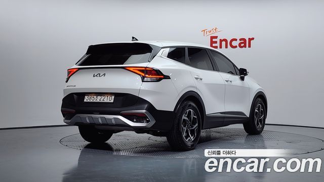 Kia Sportage 2022 — photo 2