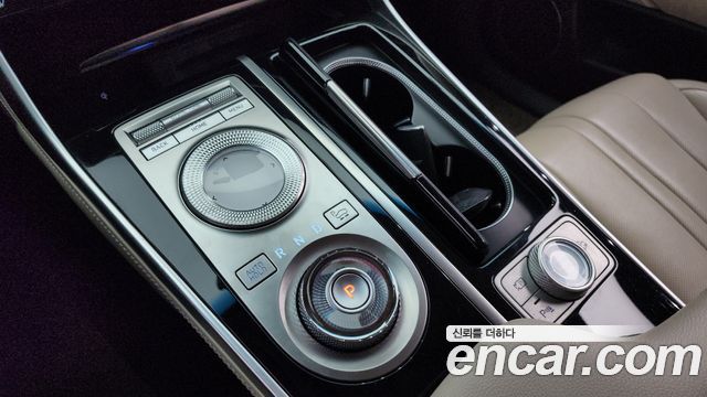 Genesis GV80 2020 — photo 9