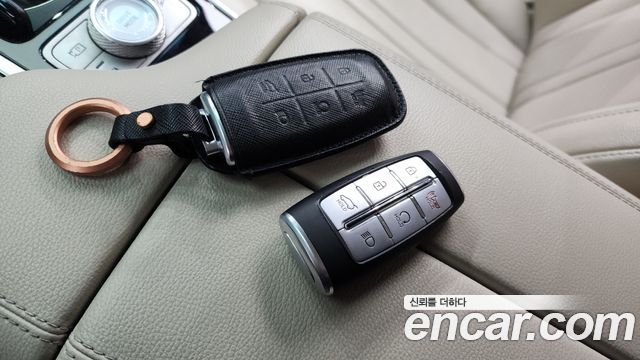 Genesis GV80 2020 — photo 19