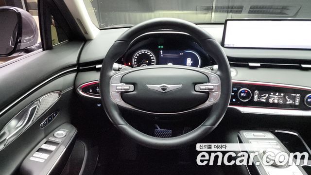 Genesis GV70 2022 — photo 13