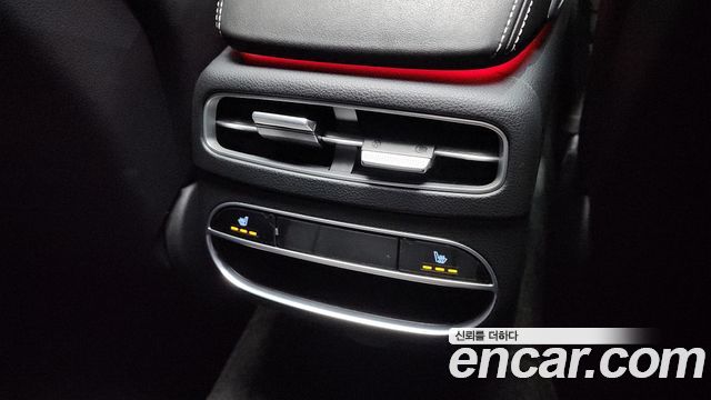 Genesis GV70 2022 — photo 19