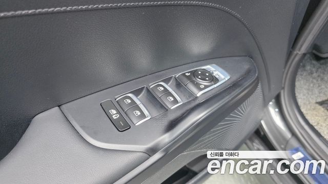Kia K5 2023 — photo 18