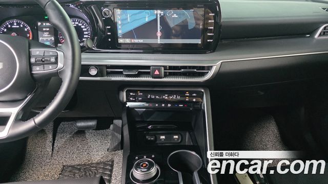 Kia K5 2023 — photo 21