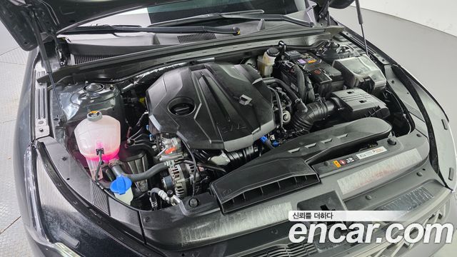 Kia K5 2023 — photo 16
