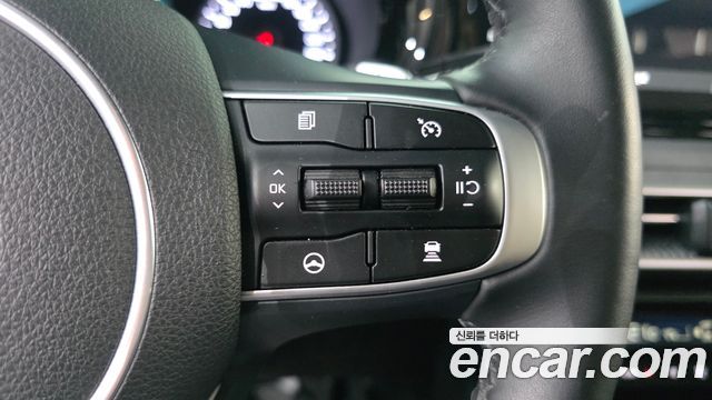 Kia K5 2023 — photo 29