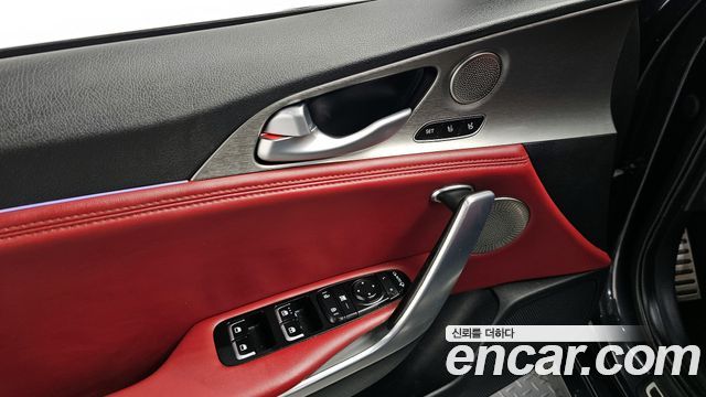 Kia Stinger 2018 — фото 18