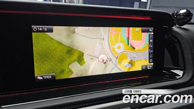 Mercedes-Benz G-Class 2021 — photo 19