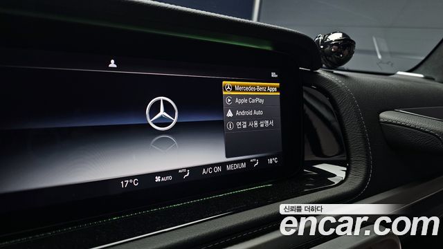 Mercedes-Benz G-Class 2021 — photo 22