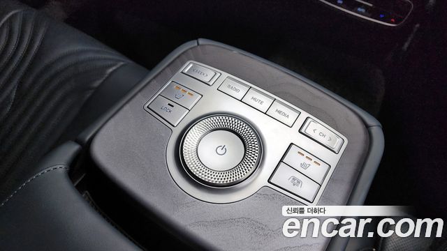 Genesis G80 2021 — photo 19
