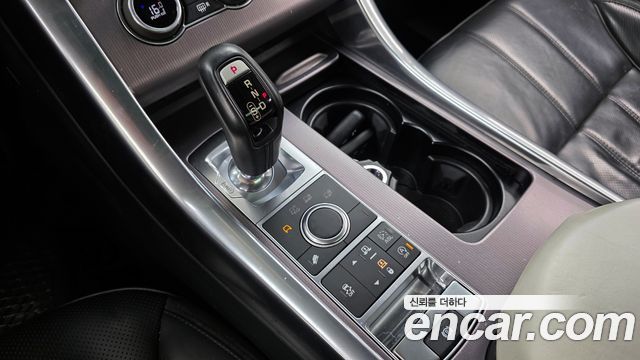 Land Rover Range Rover Sport 2016 — photo 9