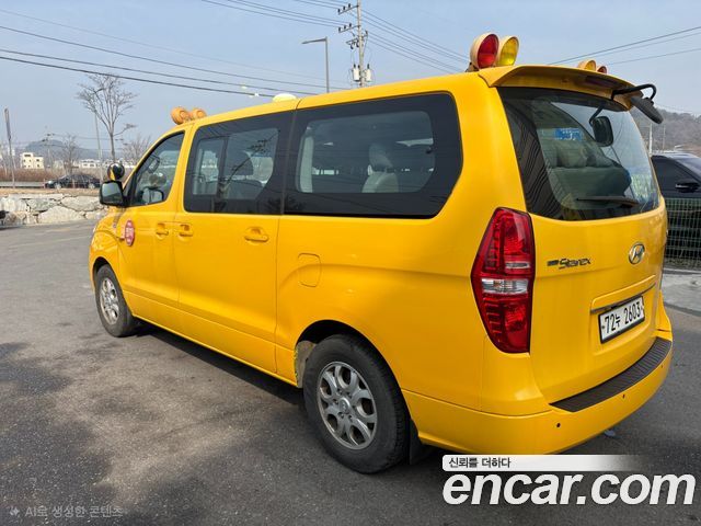 Hyundai Starex 2015 — photo 3