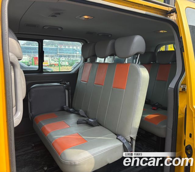 Hyundai Starex 2015 — photo 8
