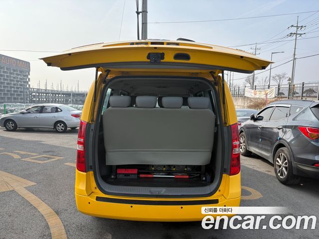 Hyundai Starex 2015 — photo 16
