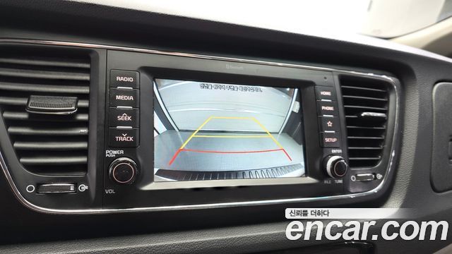 Kia Canival 2019 — photo 20