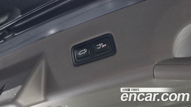 Kia Canival 2022 — photo 20