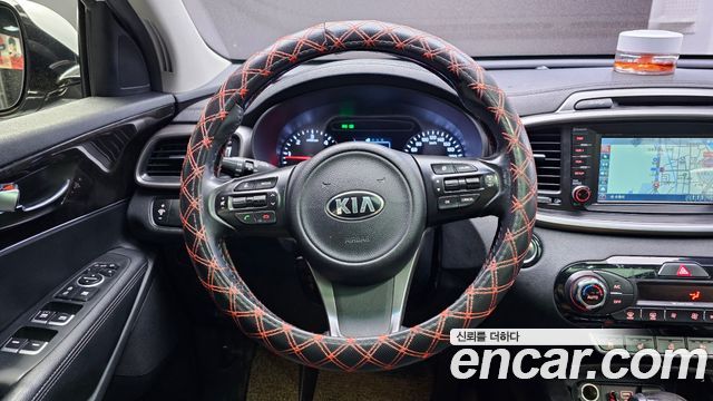 Kia Sorento 2016 — photo 19