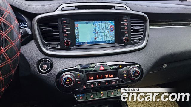 Kia Sorento 2016 — photo 20
