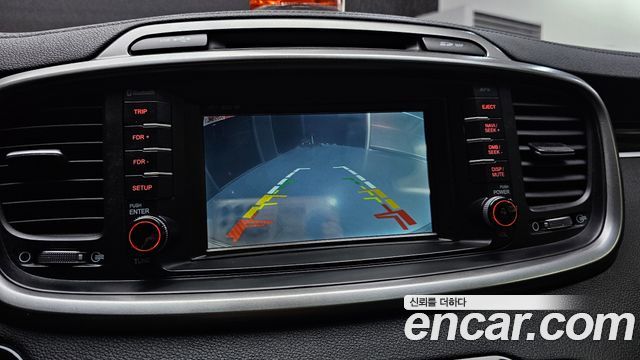 Kia Sorento 2016 — photo 21