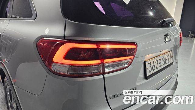 Kia Sorento 2016 — photo 9