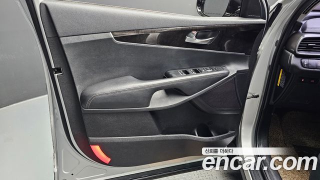 Kia Sorento 2016 — photo 14