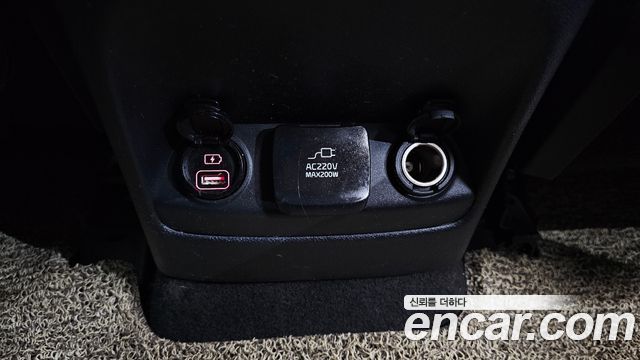 Kia Sorento 2016 — photo 31