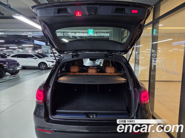Mercedes-Benz GLC-Class 2022 — photo 6