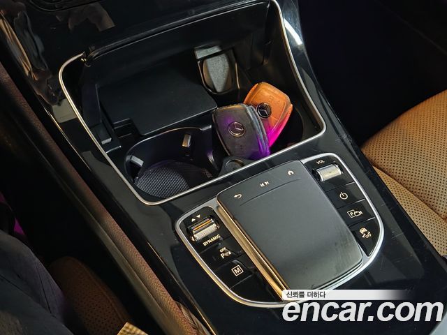 Mercedes-Benz GLC-Class 2022 — photo 17