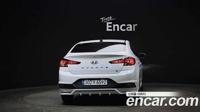 Hyundai AVANTE 2019 — photo 4