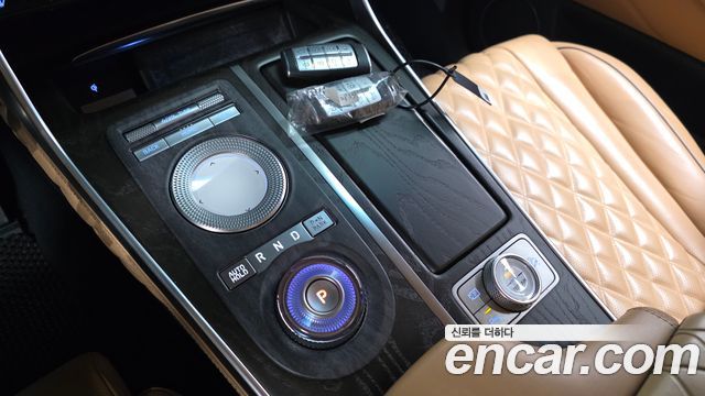 Genesis GV80 2020 — photo 12