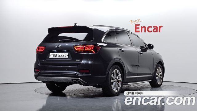 Kia Sorento 2019 — photo 2