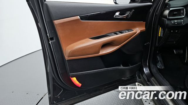 Kia Sorento 2019 — photo 14