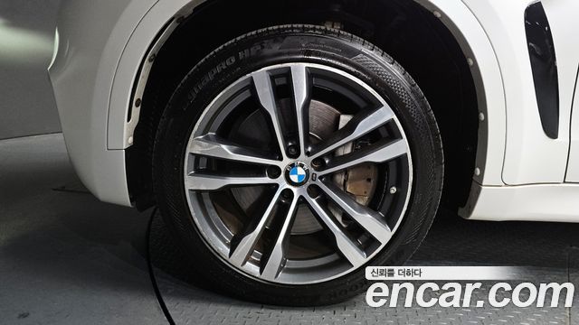 BMW X6 2017 — photo 5