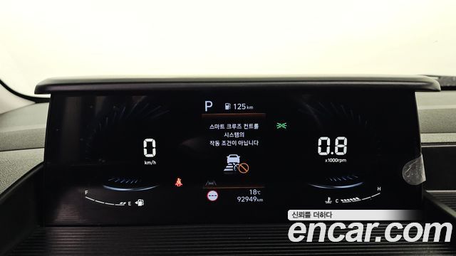 Hyundai Staria 2022 — photo 8