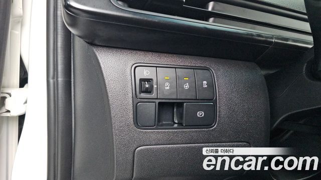 Hyundai Staria 2022 — photo 14