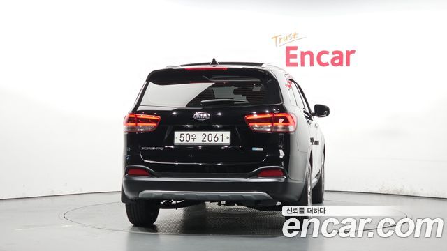 Kia Sorento 2017 — photo 4