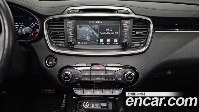 Kia Sorento 2017 — photo 20