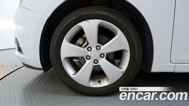 Chevrolet Korea Cruze 2011 — photo 5