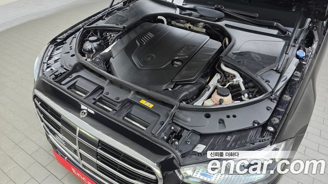 Mercedes-Benz S-Class 2021 — photo 6